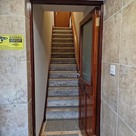 Midtown Apartman